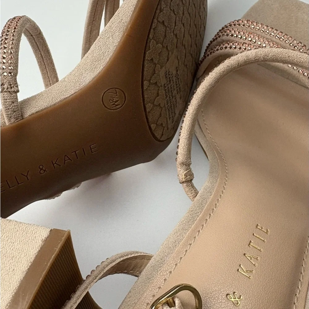 Kelly & Katie blush/nude rhinestone heels 7.5